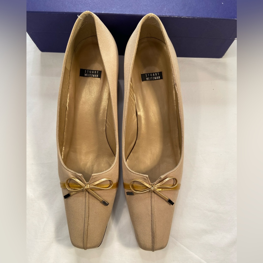 Stuart Weitzman Classic Pumps, Little Bow, Taupe Crepe, patent‎ heel, size 10